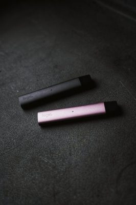 Assorted Hitz disposable vapes showcasing various flavors